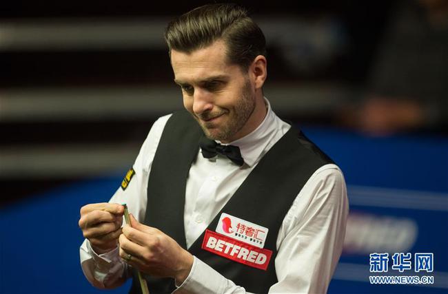 观众席上爆 观众席上爆